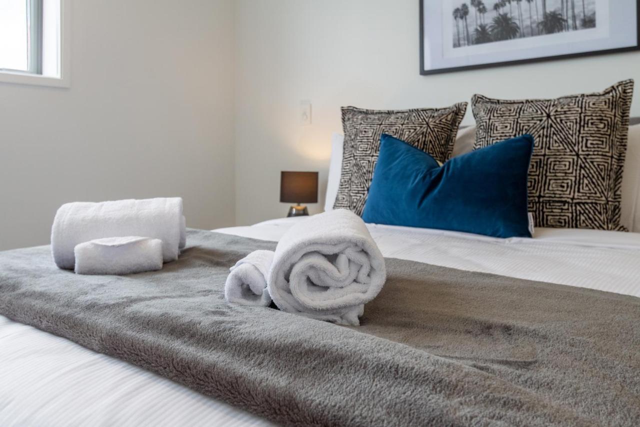 Upper Riccarton Dream - 2 Bed 2 Bath W/Carpark Apartman Christchurch Kültér fotó