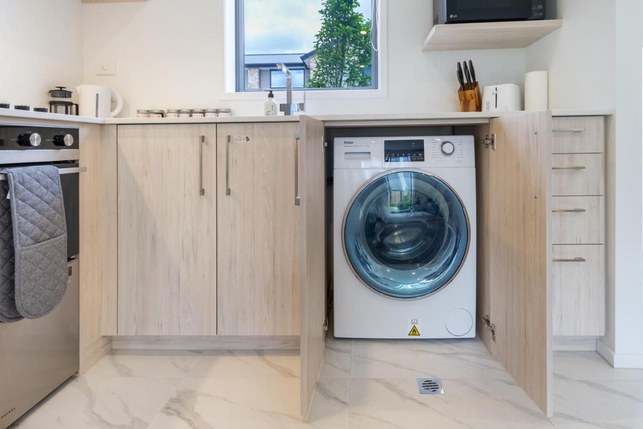 Upper Riccarton Dream - 2 Bed 2 Bath W/Carpark Apartman Christchurch Kültér fotó